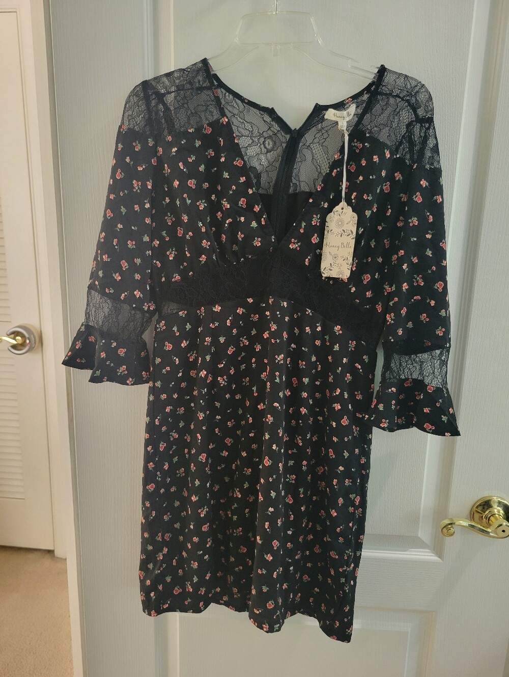 Honey Belle Mini Dress Large L NWT Black Floral Lace Babydoll Boho V-Neck Flare